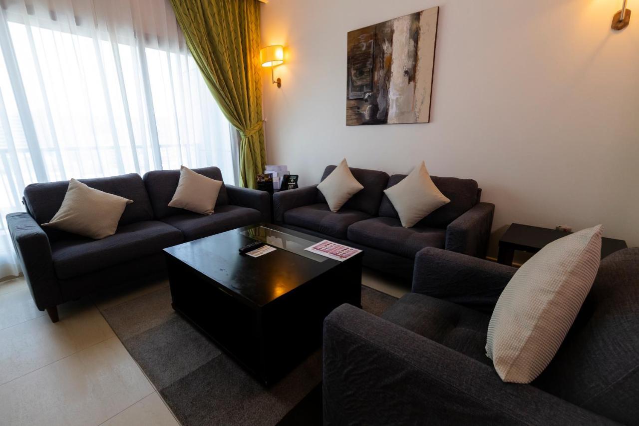 דוחה Imperial Suites Hotel מראה חיצוני תמונה